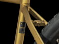 Bicykel Cube Nature Pro gold-black 2024