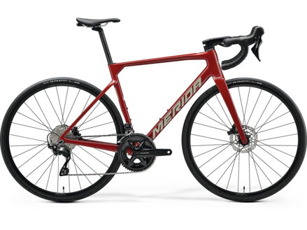Bicykel Merida Scultura 4000 červený 2025