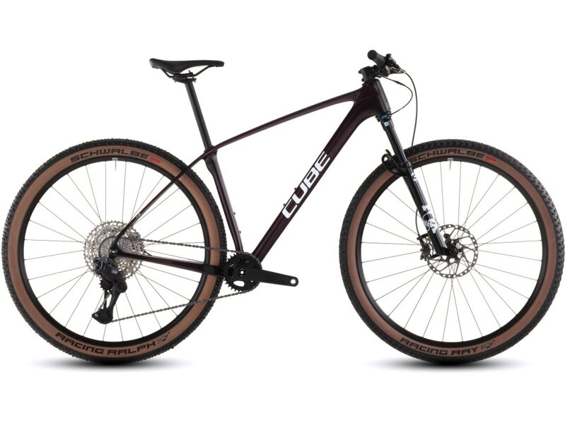 Bicykel Cube Reaction C:62 Race liquidred-white 2026